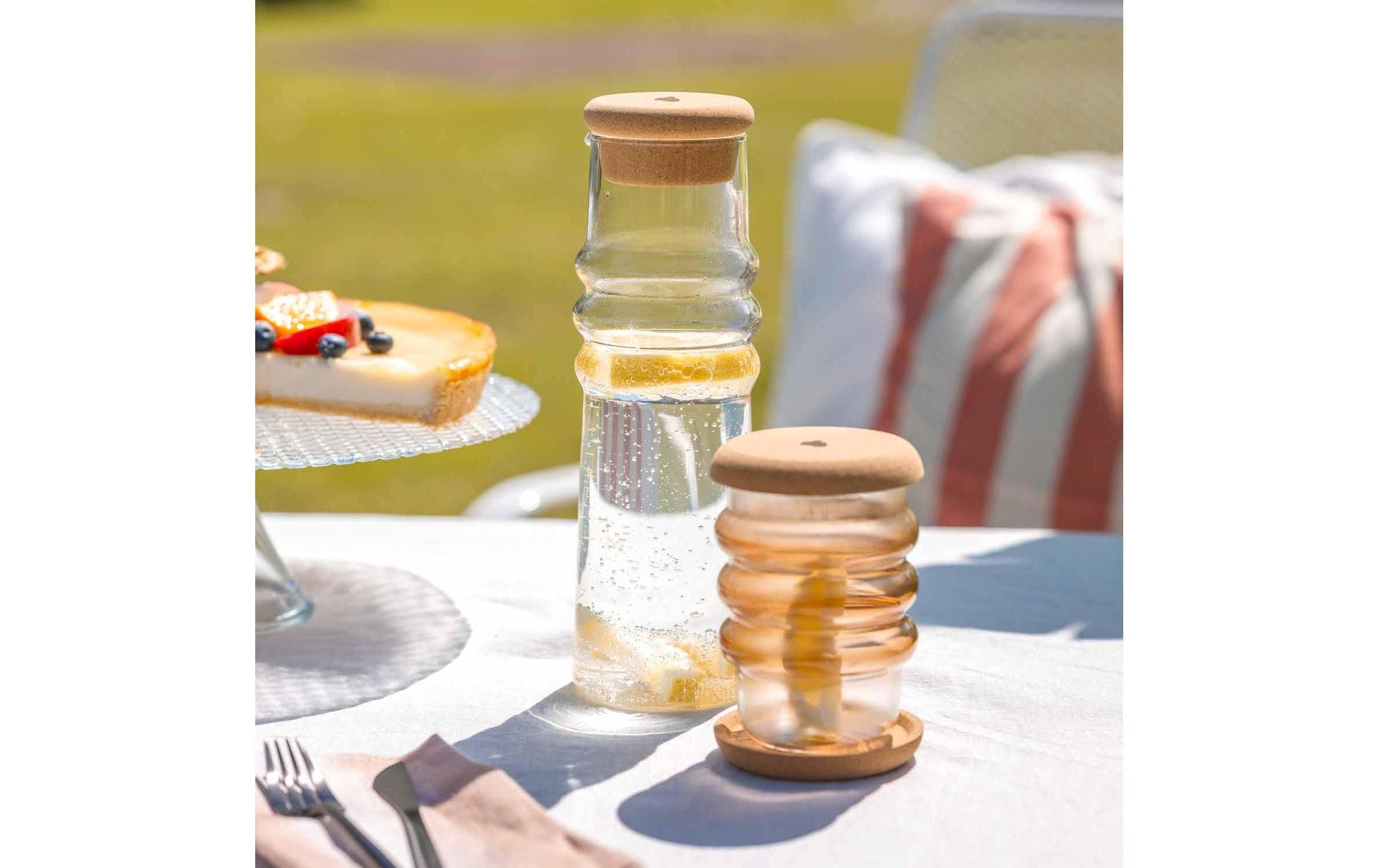 LEONARDO Sole Karaffe – 0,9 l, Borosilikatglas, Transparent, Korkstopfen, spülmaschinenfest