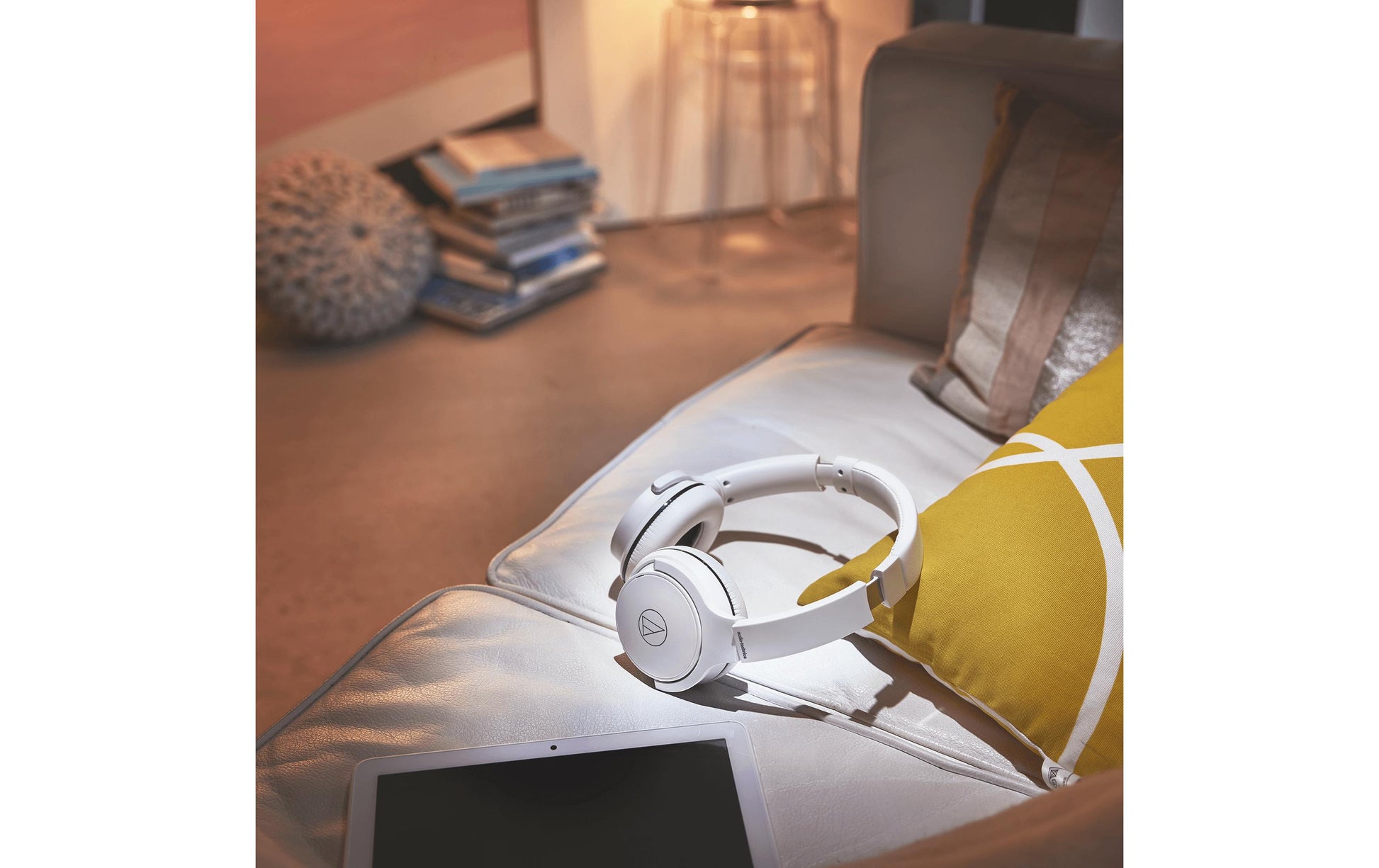 Audio-Technica ATH-S220BTWH – On-Ear Gaming-Headset – Bluetooth 5.0 – Weiss – bis 60 h