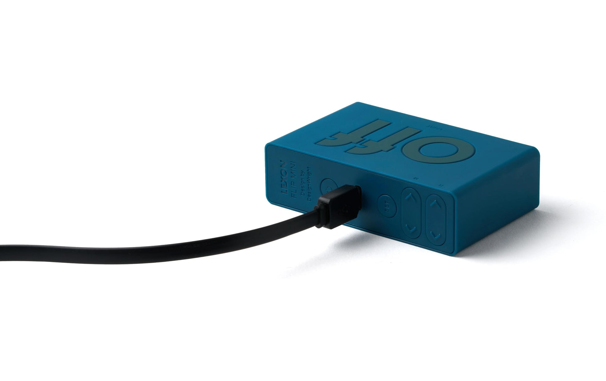 Lexon Flip Mini Wecker – digital – 8 × 2,3 × 4,9 cm, grün, Schlummerfunktion, Datum