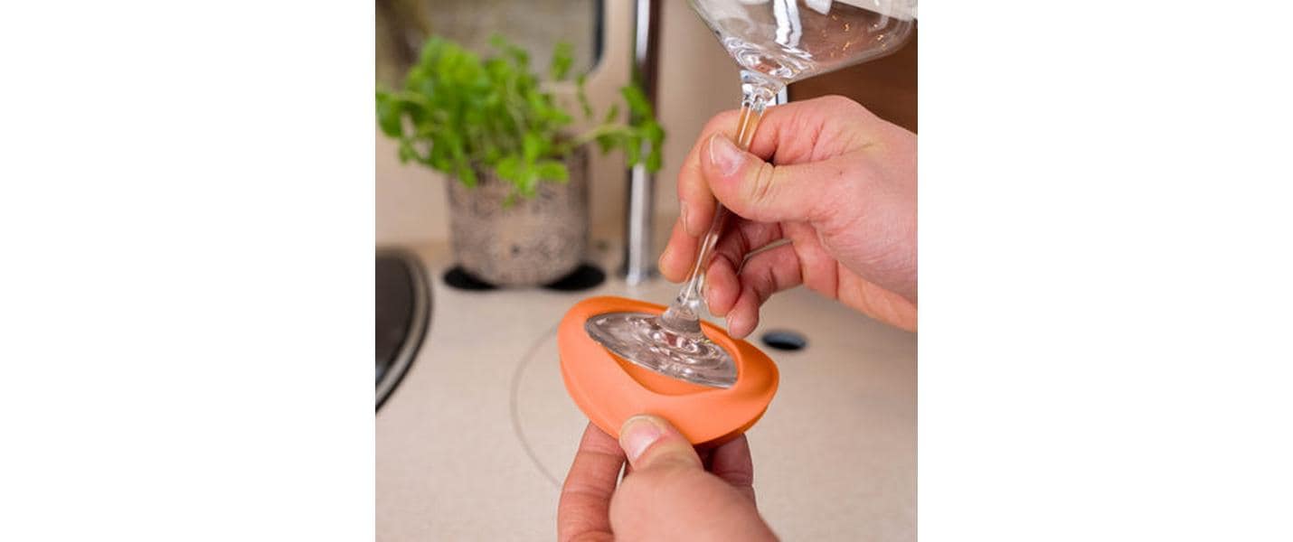 Silwy Magnet-Kondom – Ø 8,6 cm, H 12,0 cm, Silikon, Orange, mit Haftmagnet, rutschfest, für Stielgläser