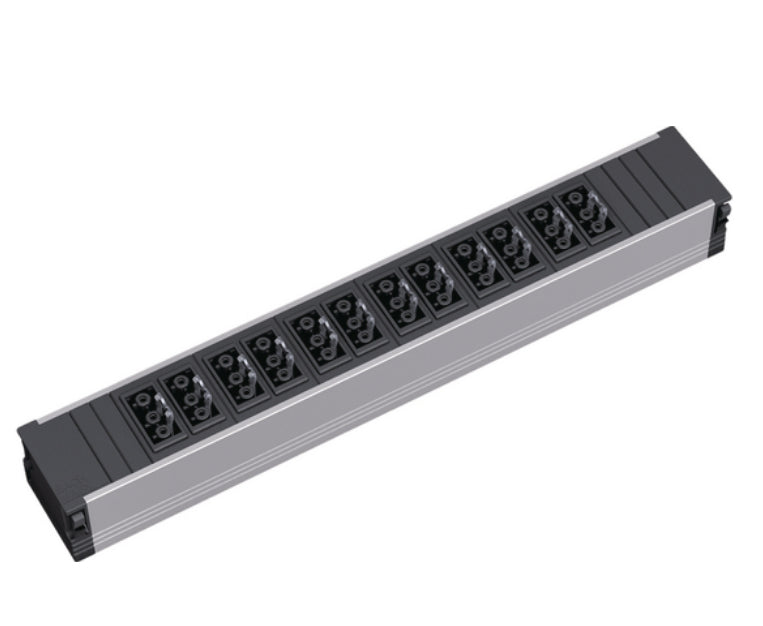 Bachmann Consolidation Point Steckdoseneinheit – 12×Wieland GST18, Einbau
