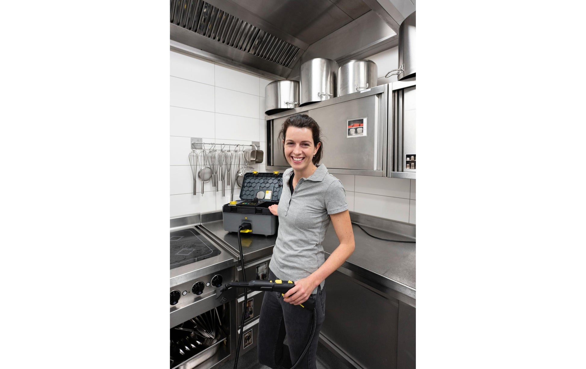 Karcher AG Kärcher Dampfreiniger SG 4/2 Classic – 2250 W, 0,5 l Frischwassertank, 4 bar