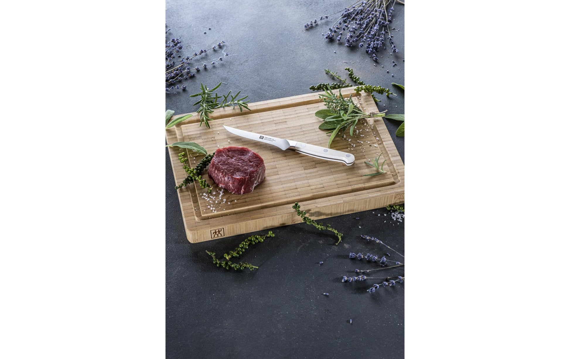 ZWILLING Pro le blanc Steakmesser – 4er-Set, 33 cm, Glatter Schliff, Edelstahl, Kunststoffgriff, Weiss