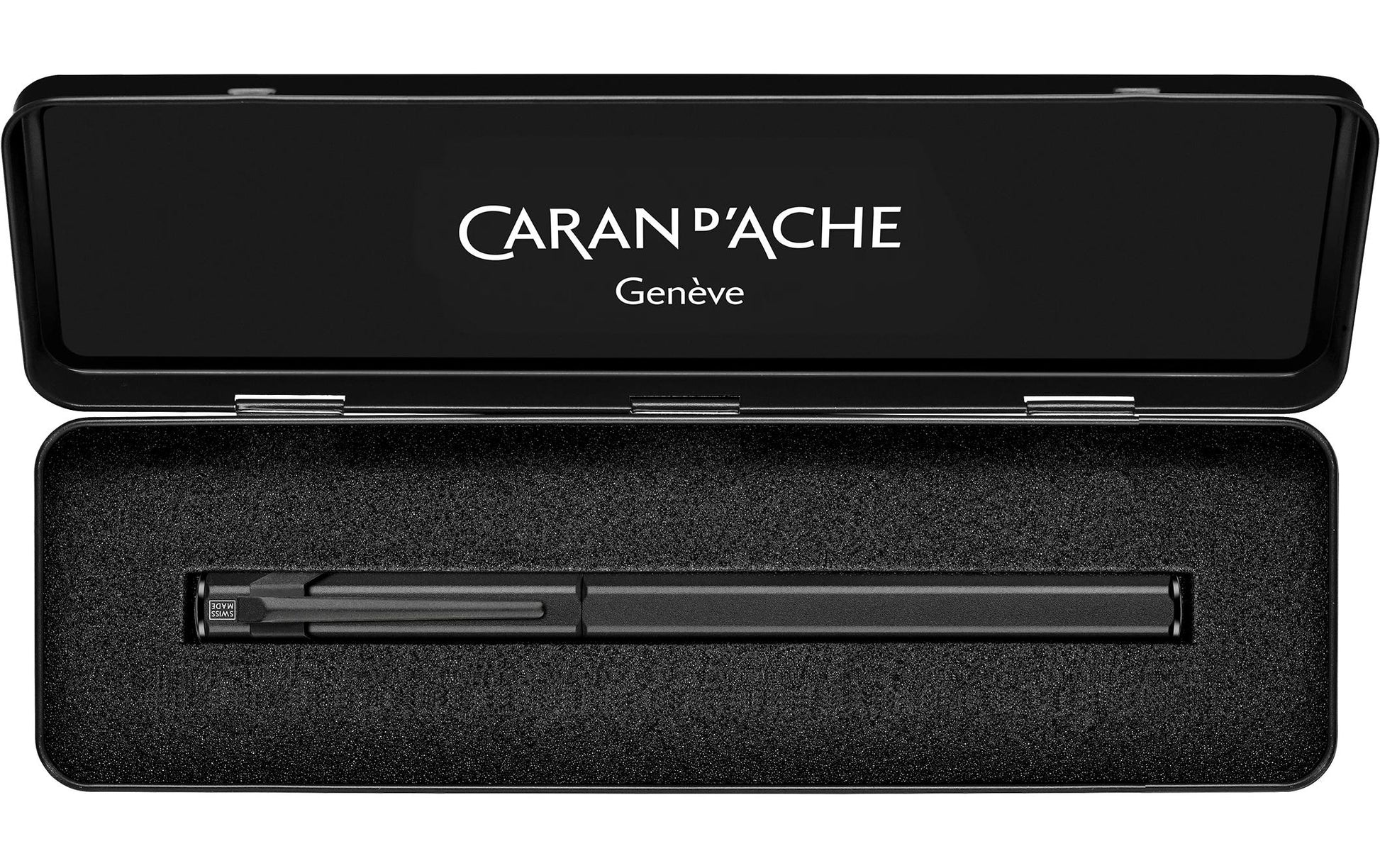 Caran d-Ache Caran d'Ache 849 Black Code – Füllfederhalter M Feder – Schwarz