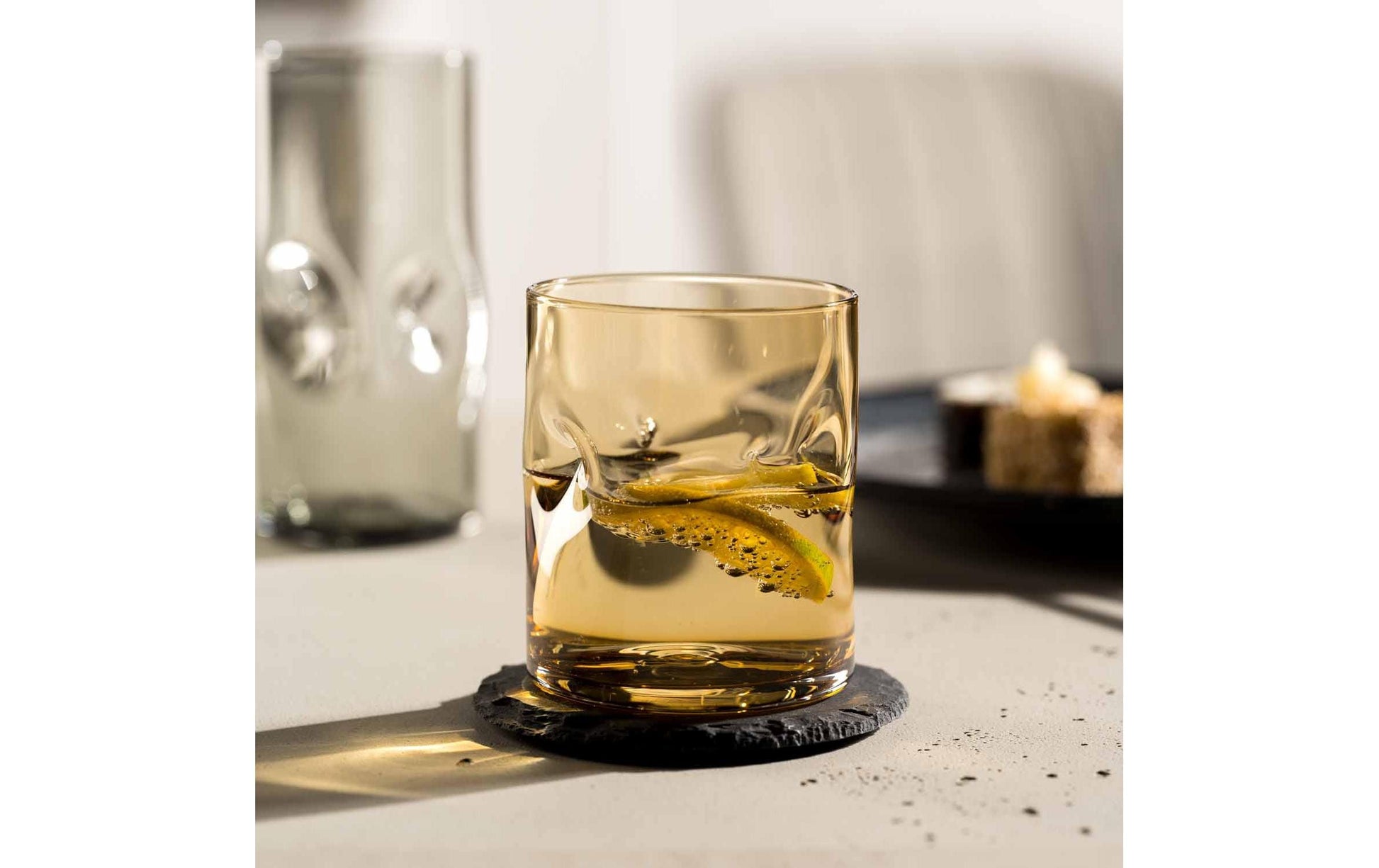 LEONARDO VESUVIO Trinkglas – 0,30 l, Glas, Bernstein, 4 Stück
