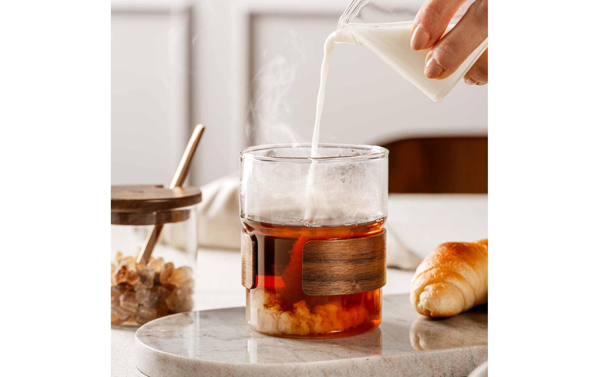 LEONARDO NOVO LEGNO Cappuccino Becher – 0,43 l, Borosilikatglas, Braun, Transparent, 2 Stück