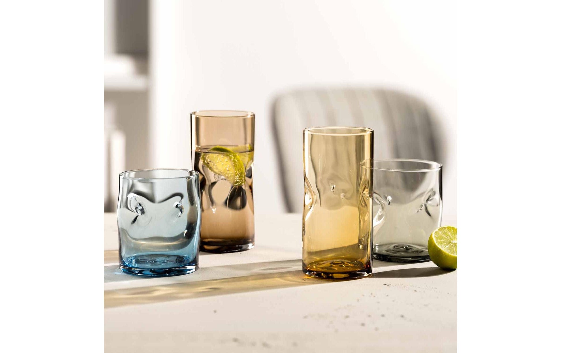 LEONARDO VESUVIO Trinkglas – 0,30 l, Kalk-Natron-Glas, Blau, 4 Stück