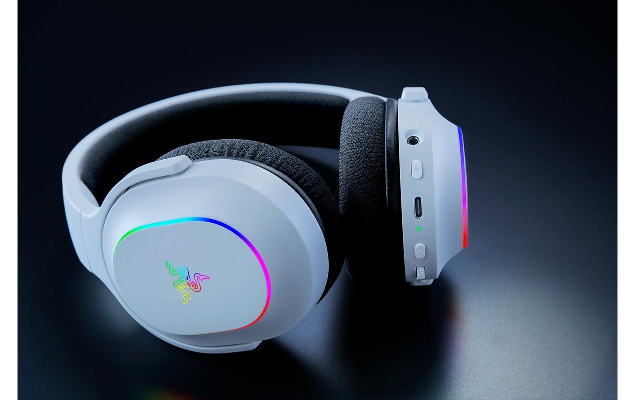 Razer Barracuda X Chroma – Gaming-Headset – Bluetooth, 2,4 GHz – Weiss – für Nintendo Switch – bis 70 h