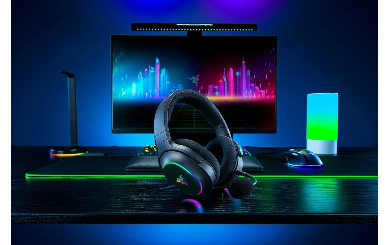 Razer Barracuda X Chroma – Gaming-Headset (Over-Ear) – 2,4-GHz-Empfänger (USB-C), Bluetooth – Schwarz – bis 70