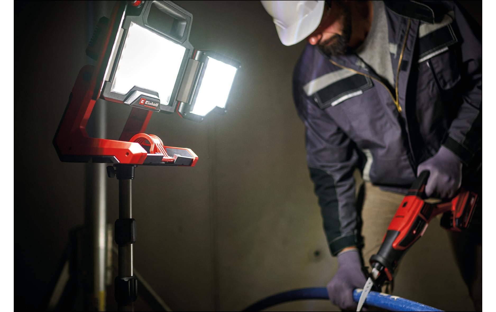 Einhell professional Akku-Leuchte TP-CL 18/3000 Li – für Einhell Power X-Change, rot, Ein/Aus-Schalter