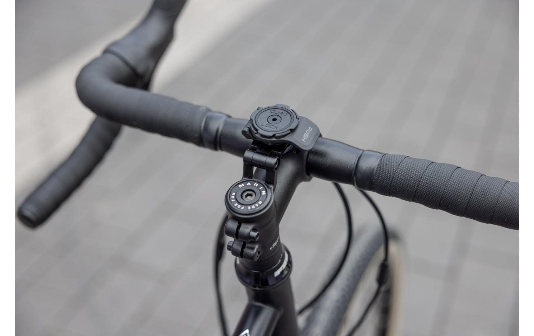 Quad Lock – Fahrradhalterung, Lenker, neigbar – universal – Schwarz