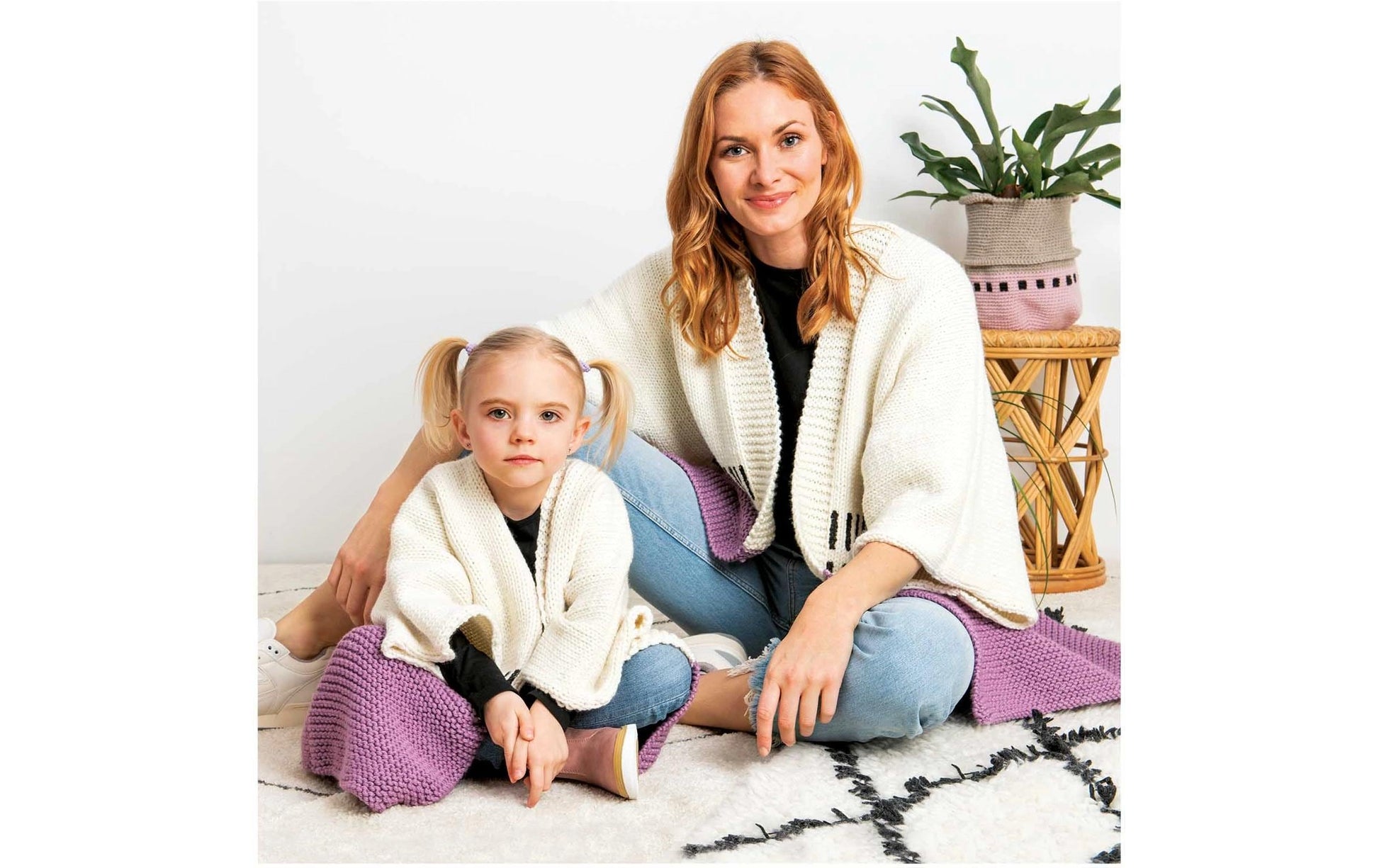 Rico Design Essentials Mega Wool Chunky Wolle Creme – 100 g, 115 m, Nadel 6 mm, 55% Schurwolle/45% Polyacryl