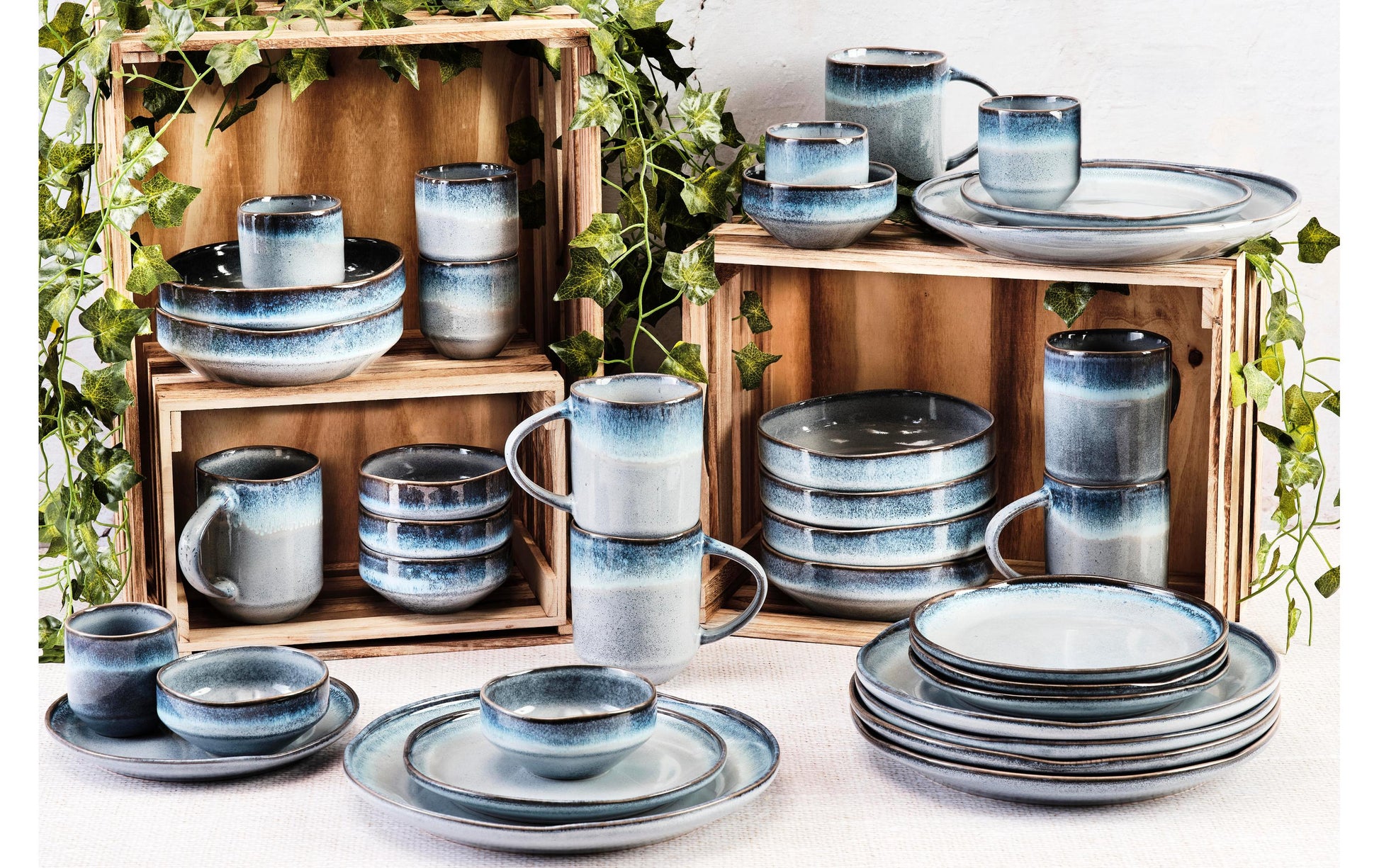 Björn GENESIS Geschirrset – Steingut, Blau, Spülmaschinengeeignet, Mikrowellengeeignet, 36-teilig