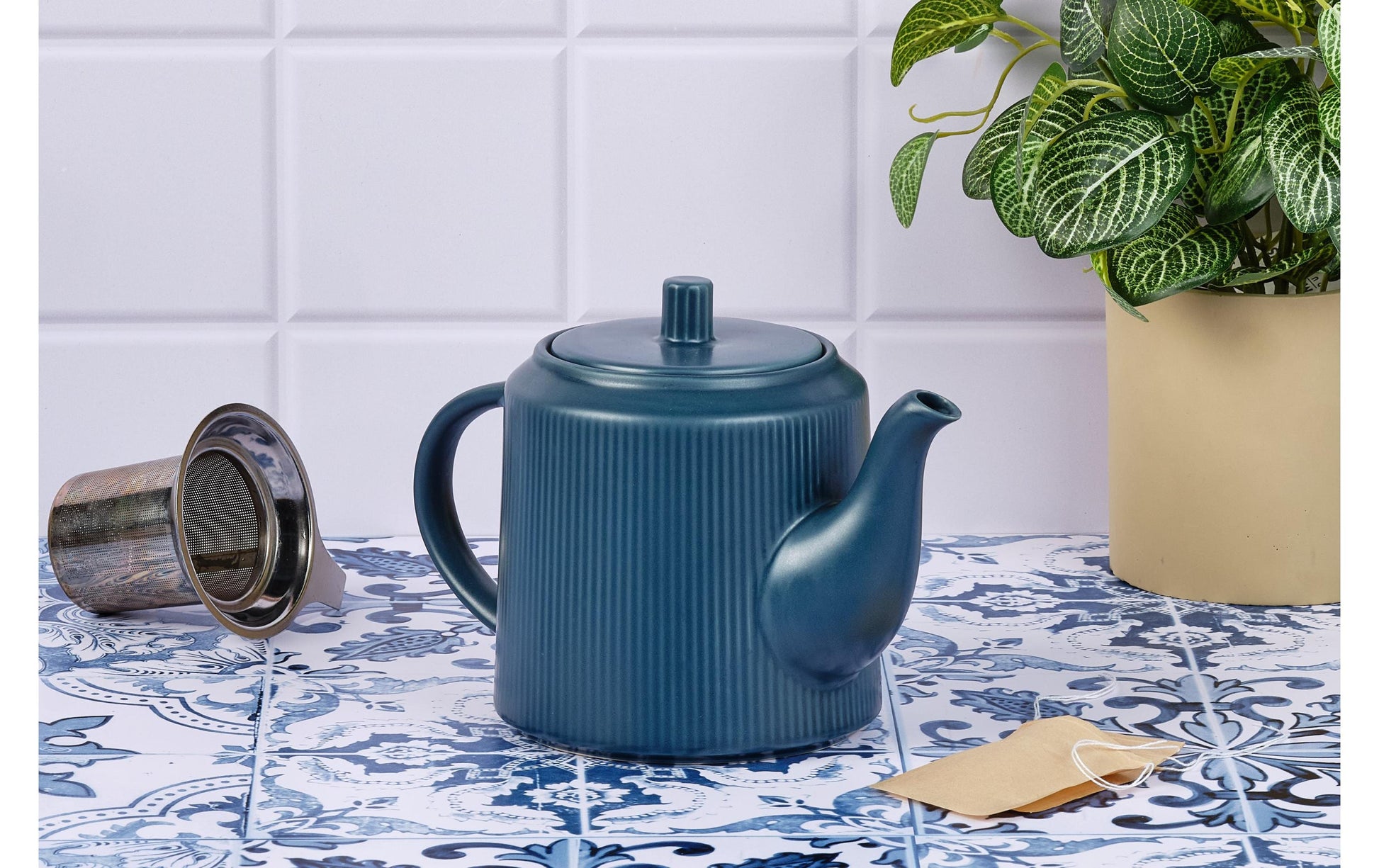 Björn SCANDI Teekanne – 1,3 l, Steinzeug, Marineblau