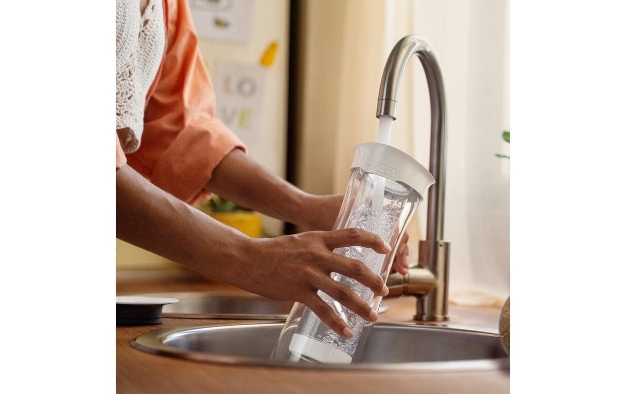 Brita Tischwasserfilter – 1,3 l, inkl. 1 Kartusche, Aktivkohlefilter, Weiss