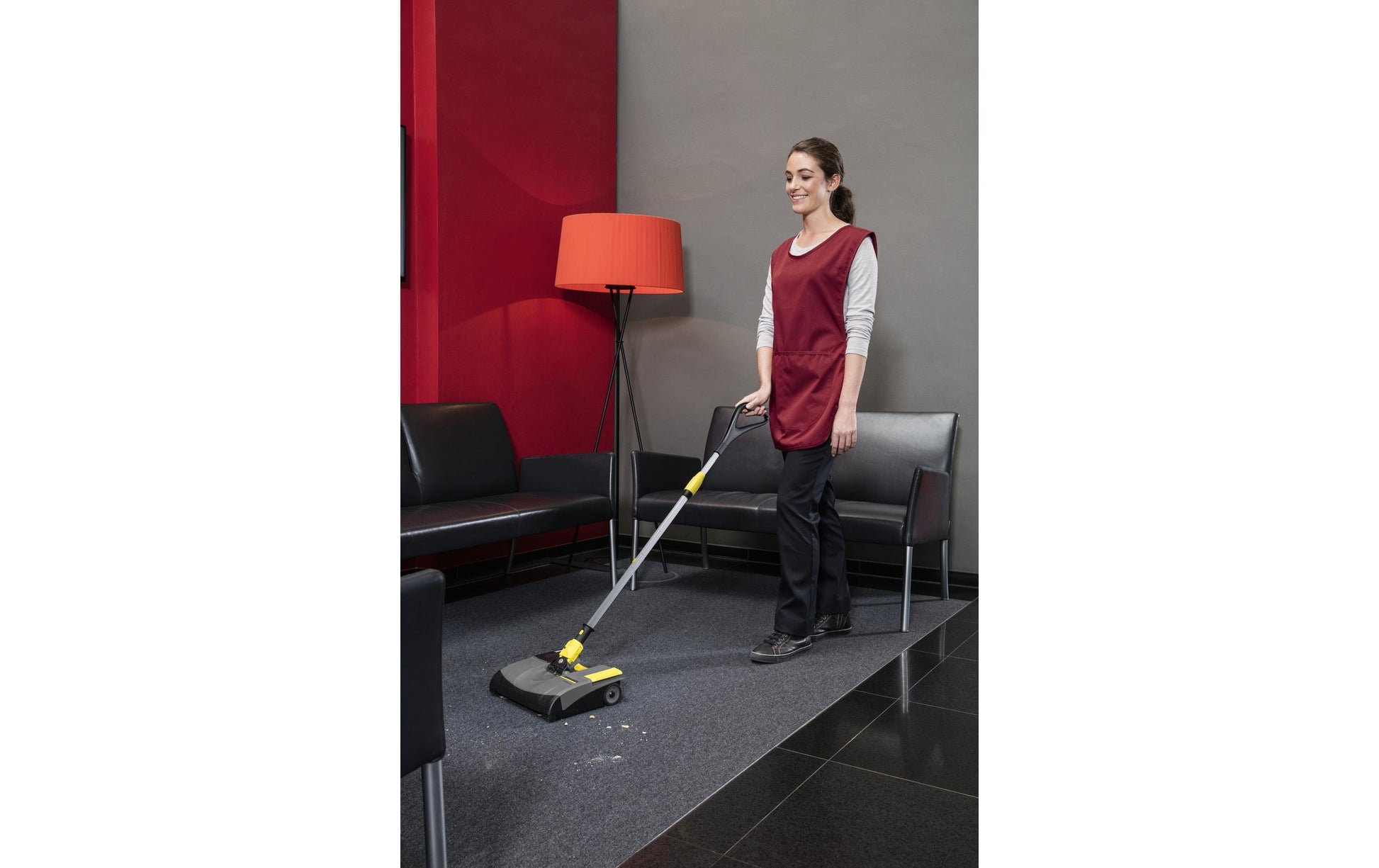 Kärcher Akku-Kehrmaschine EB 30/1 Li-Ion – Arbeitsbreite 30 cm, 7,2 V