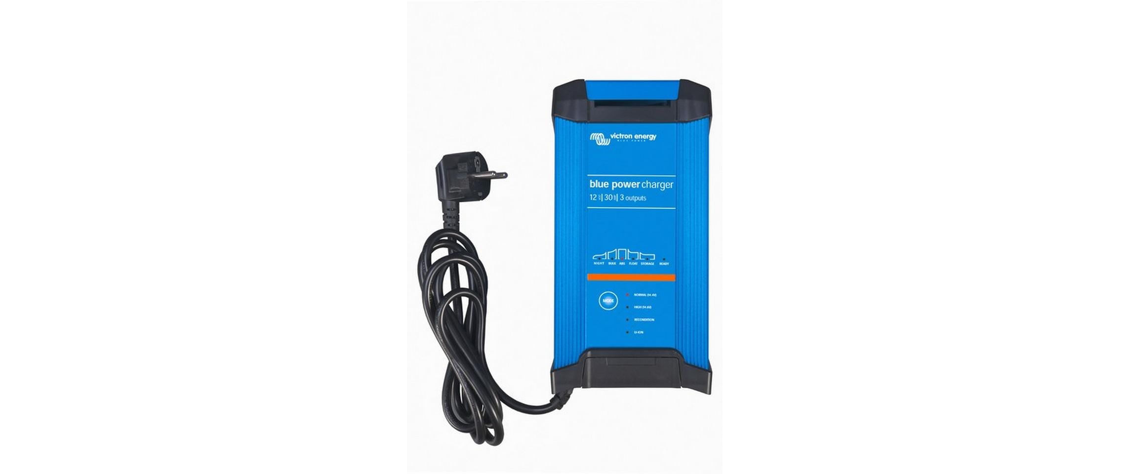 Victron BlueSmart IP22 Ladegerät – 12 V, 15 A, 3-Bank, Blei-Gel, für Autos