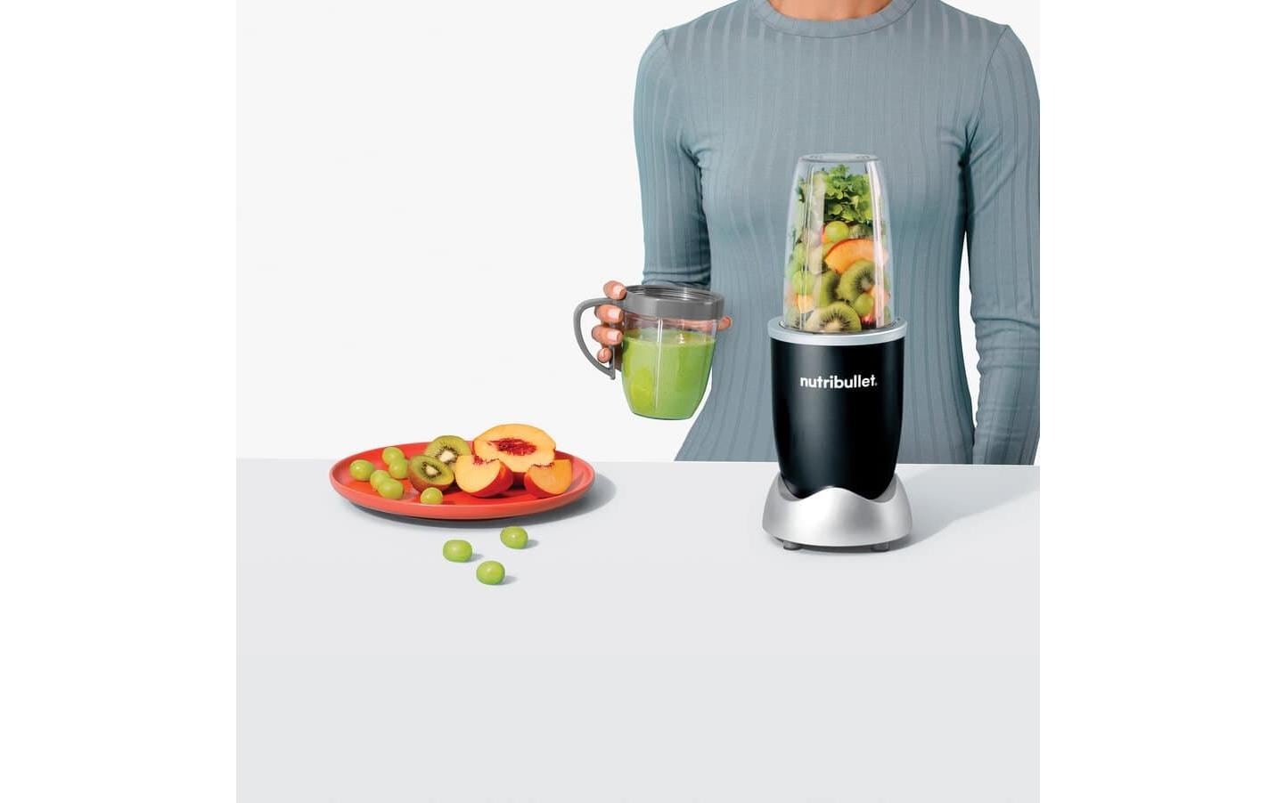 NutriBullet Smoothie-Mixer Original NB603B – 0,7 l, 600 W – To-Go, Schwarz