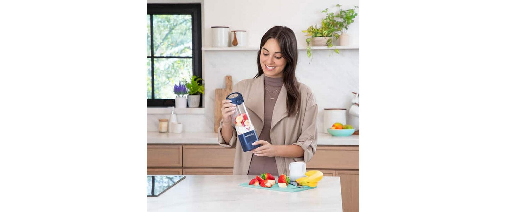 NutriBullet Smoothie-Mixer (To-Go) NBP003NBL – 475 ml, 14,8 W, Akku – Blau/Navy