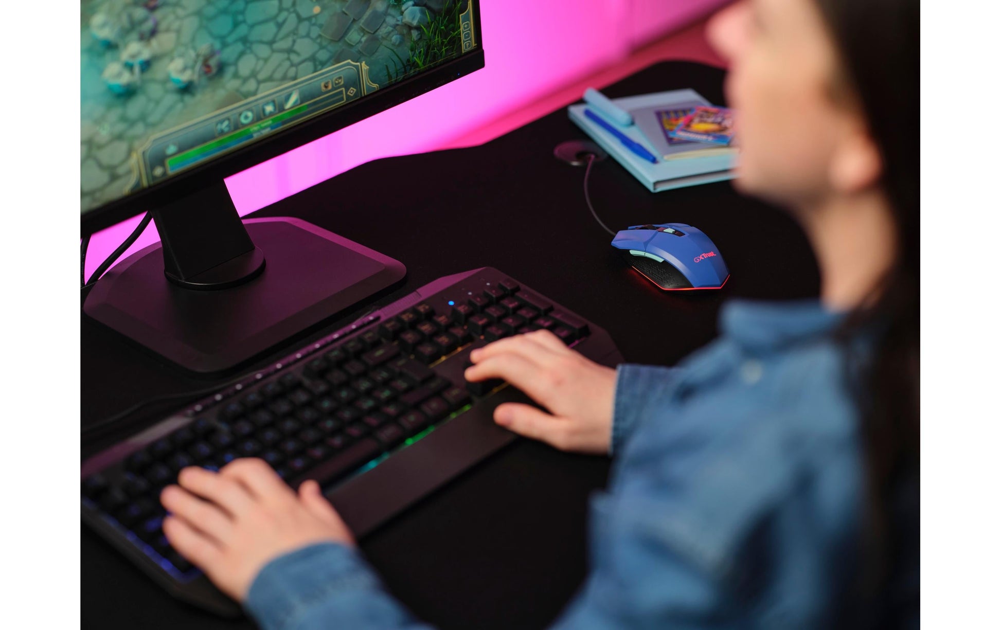 Trust GXT109 Felox – Gaming-Maus – Kabelgebunden (USB-A), 6400 DPI, RGB-Beleuchtung, beidhändig, Blau