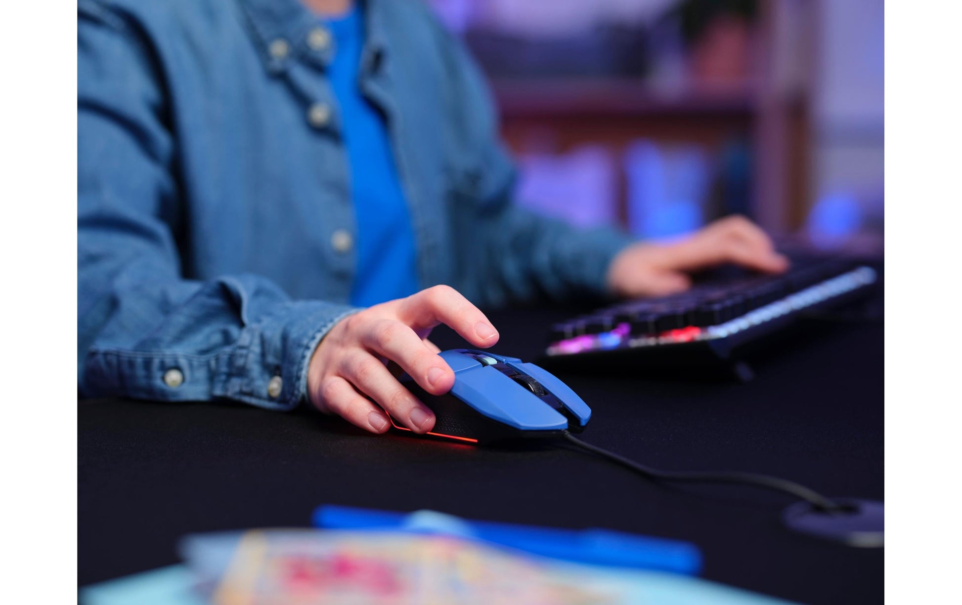 Trust GXT109 Felox – Gaming-Maus – Kabelgebunden (USB-A), 6400 DPI, RGB-Beleuchtung, beidhändig, Blau