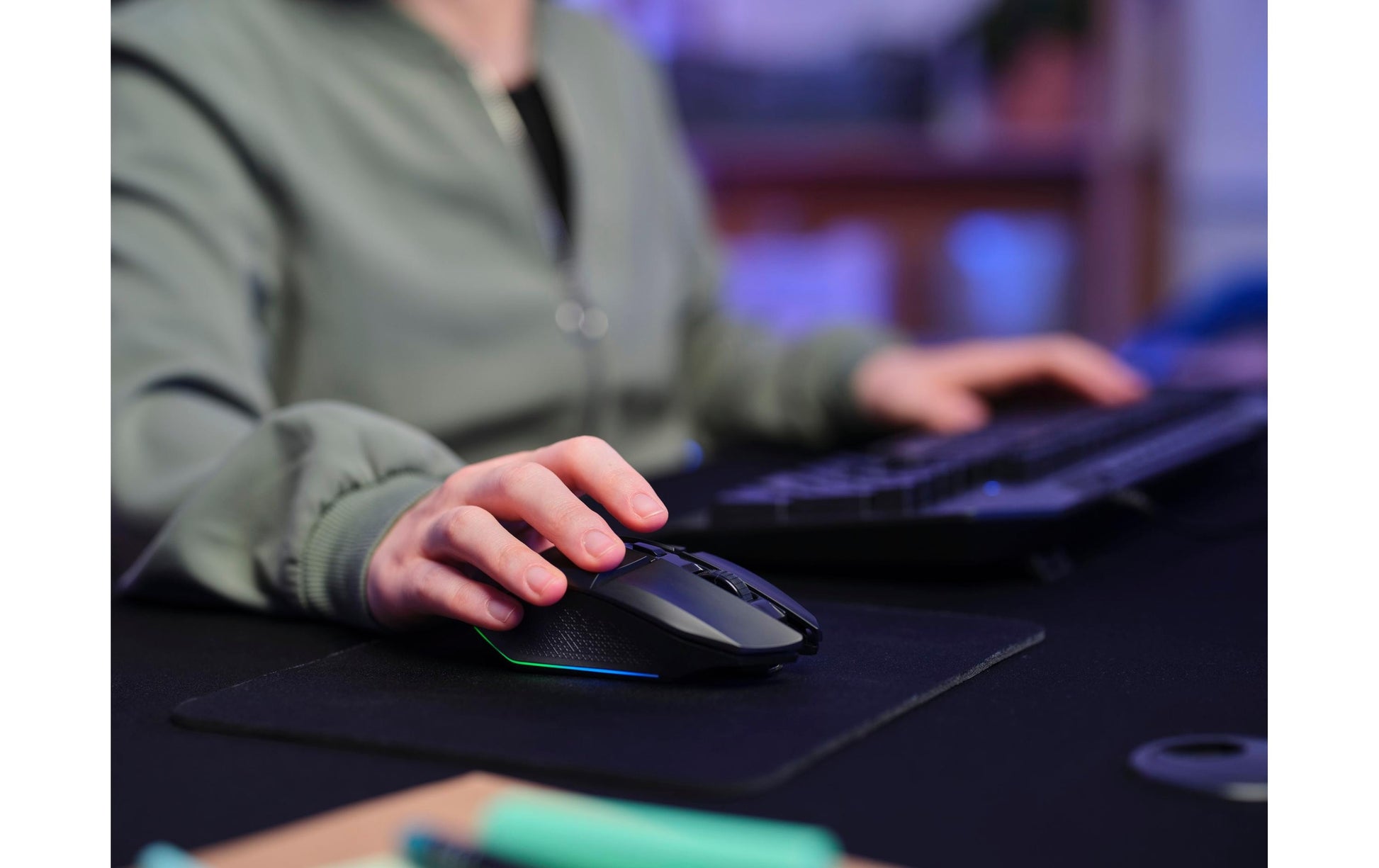 Trust GXT109 Felox – Gaming-Maus – Kabellos (2,4 GHz), 4800 DPI, RGB-Beleuchtung, Rechtshänder, Schwarz