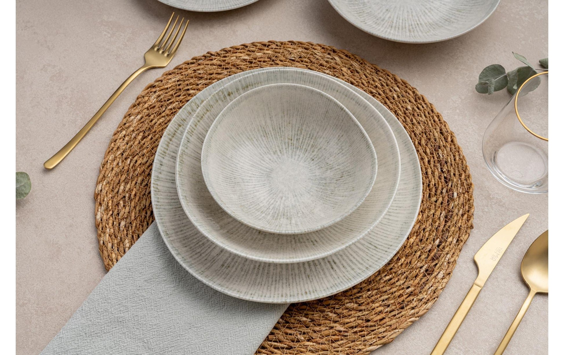 Hermia Geschirr-Set – 24-teiliges Set, Porzellan, Beige, spülmaschinenfest, mikrowellengeeignet