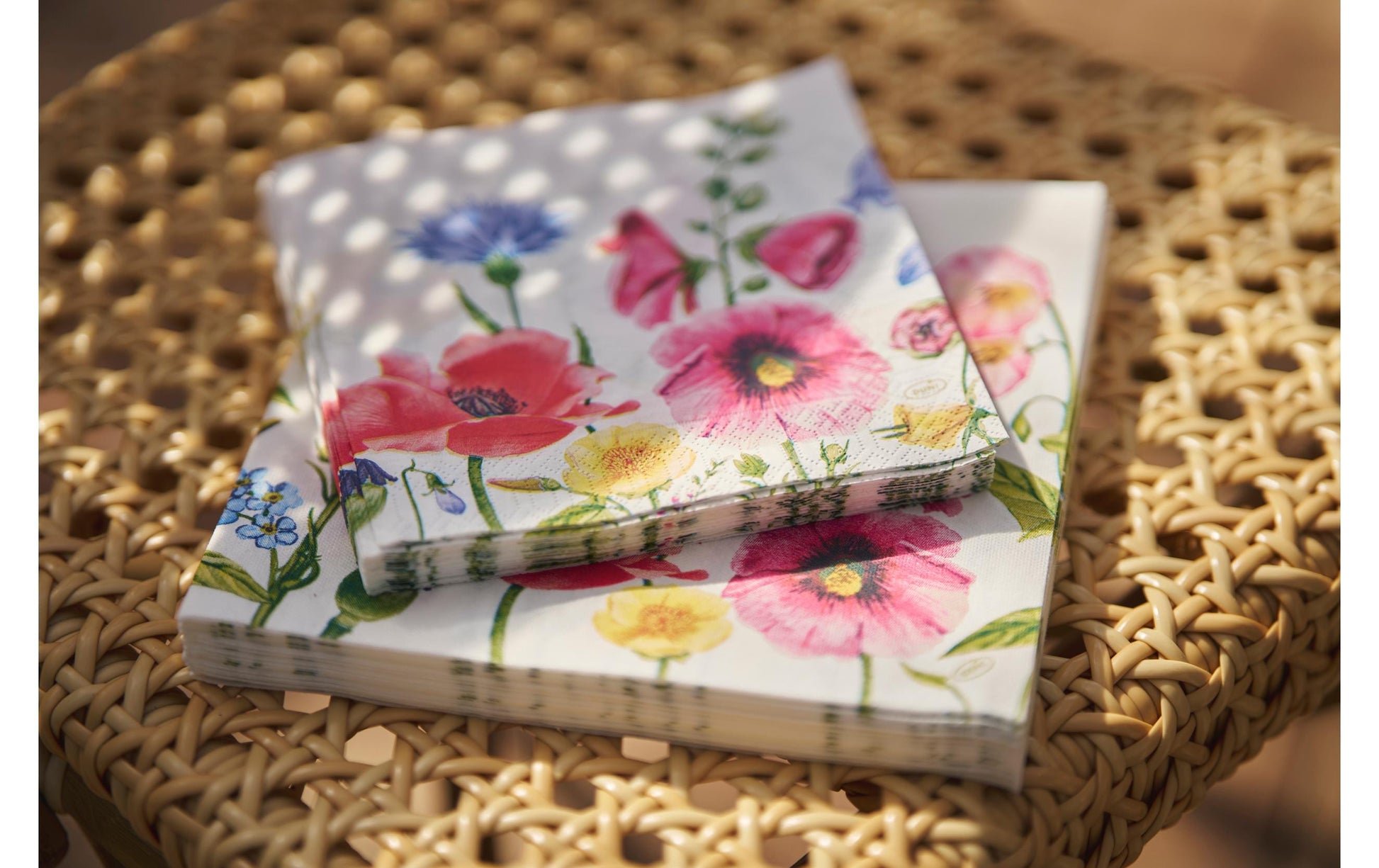 Duni Flowy Meadow Mehrfarbige Servietten – 33 × 33 cm, 3-lagig – 50 Stück