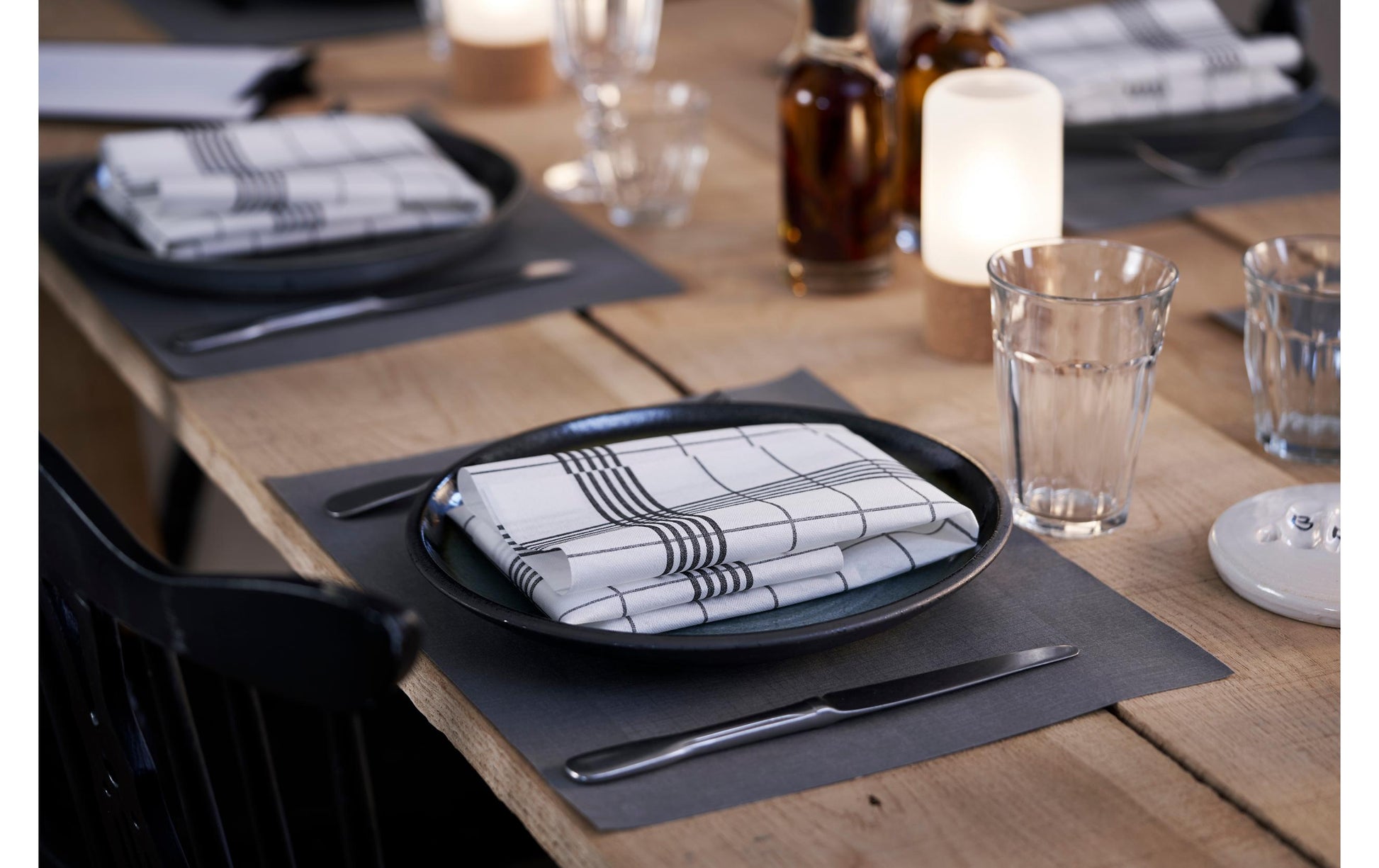 Dunicel Tischset Schwarz – 30 × 40 cm, 100er-Set