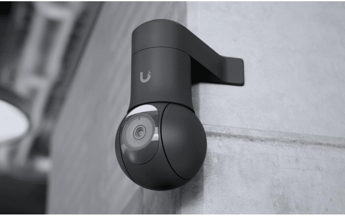 Ubiquiti UACC-G5-PTZ-CM-B Eckenhalterung – für UVC-G5-PTZ – Schwarz