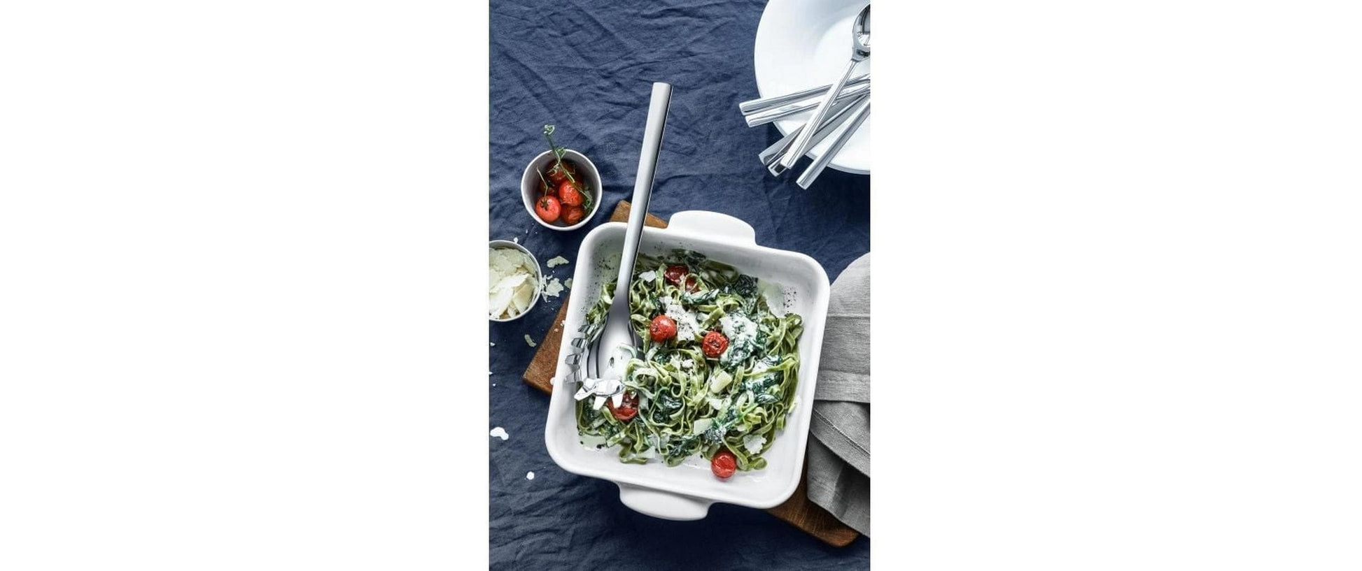 WMF NUOVA – Spaghettilöffel 30 cm, Edelstahl, spülmaschinenfest, Silber