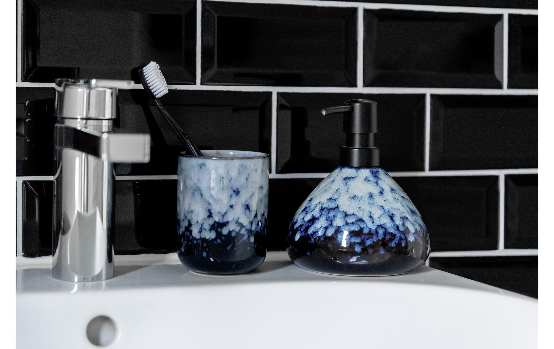 Wenko Rosali Seifenspender – Keramik, Blau, 450 ml