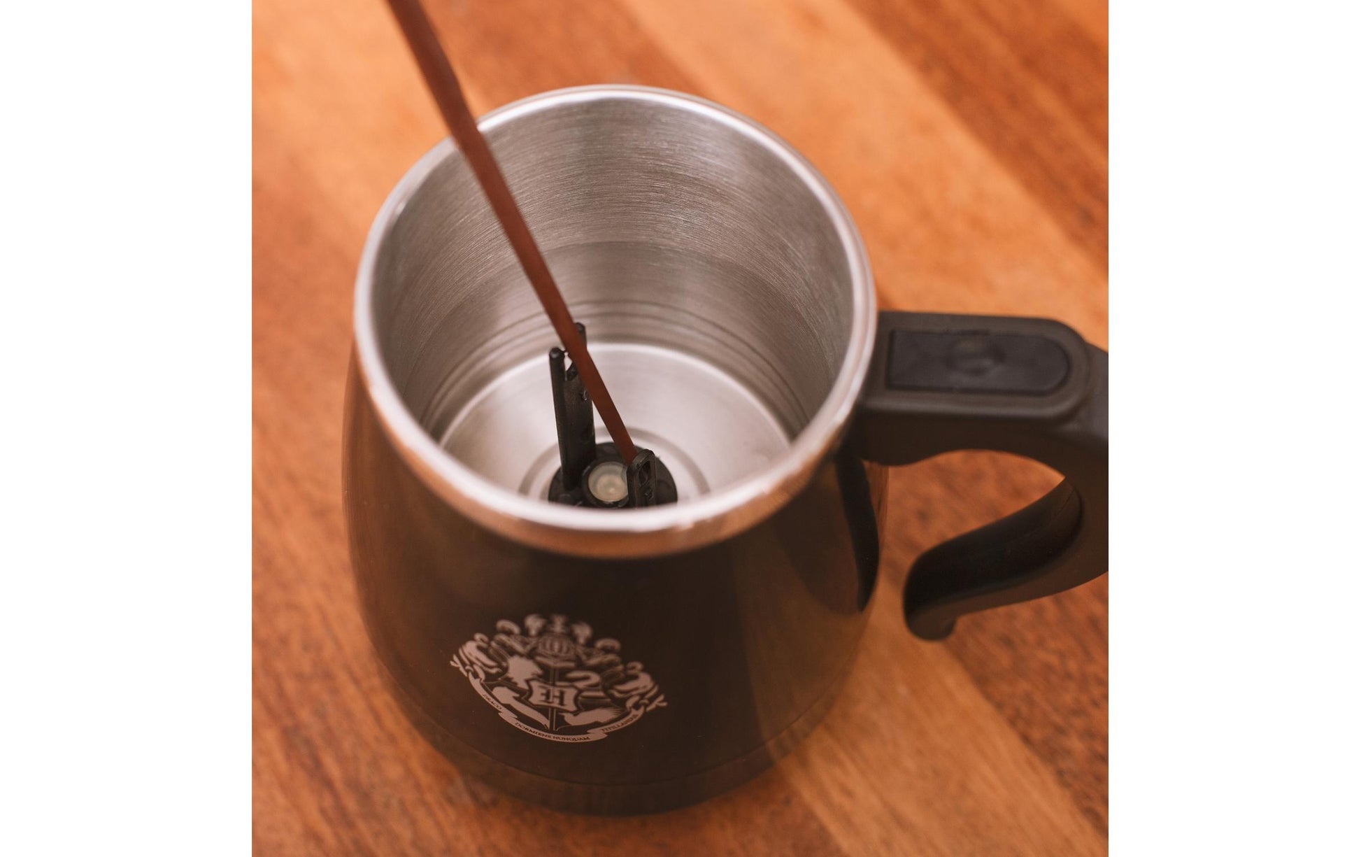 Thumbs Up Harry Potter Kaffeetasse – 450 ml, Edelstahl, Schwarz/Silber, selbstrührend, spülmaschinenfest