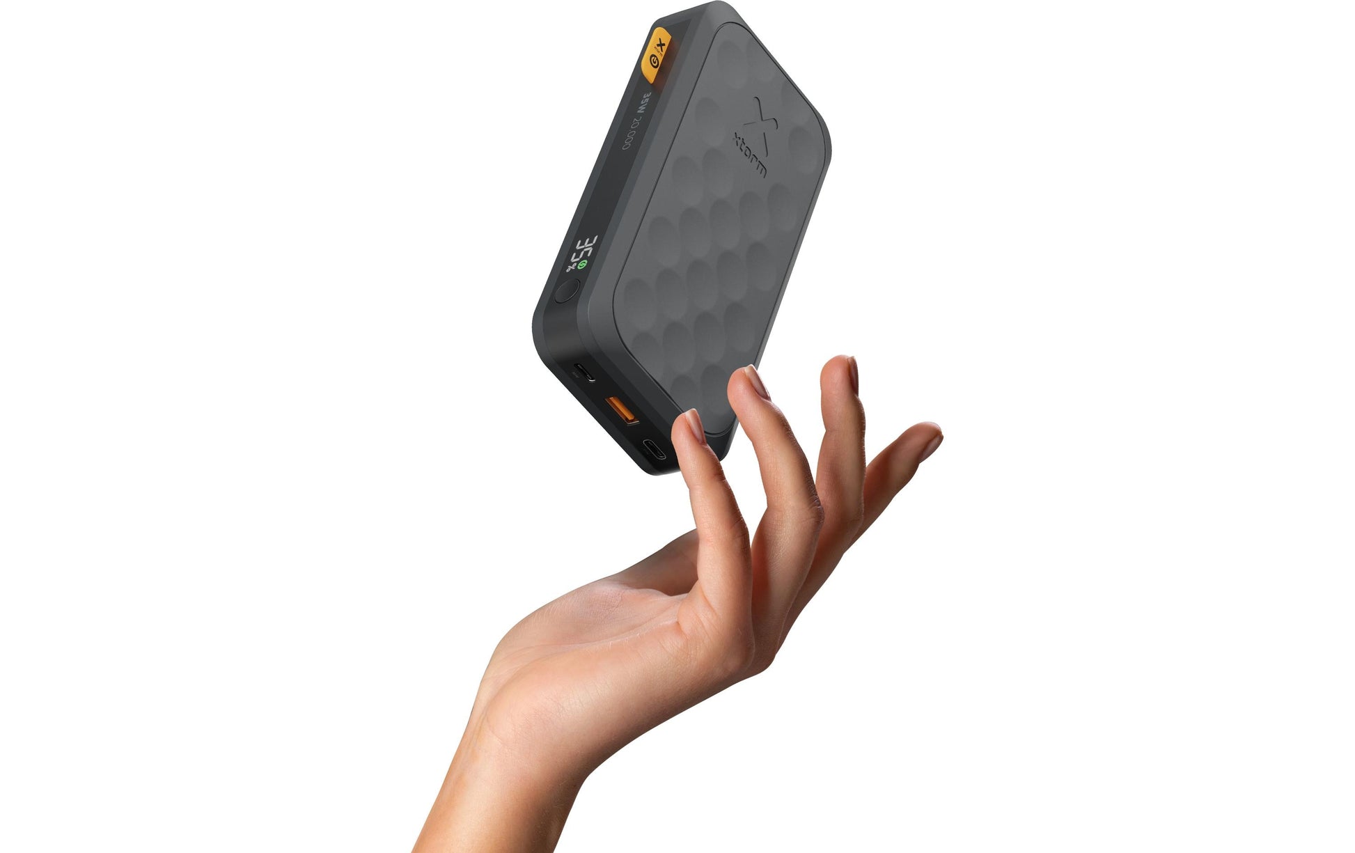Xtorm Powerbank 20000 mAh, PD 35 W, 2× USB-C, 1× USB-A, mit Display, für Smartphones, Schwarz