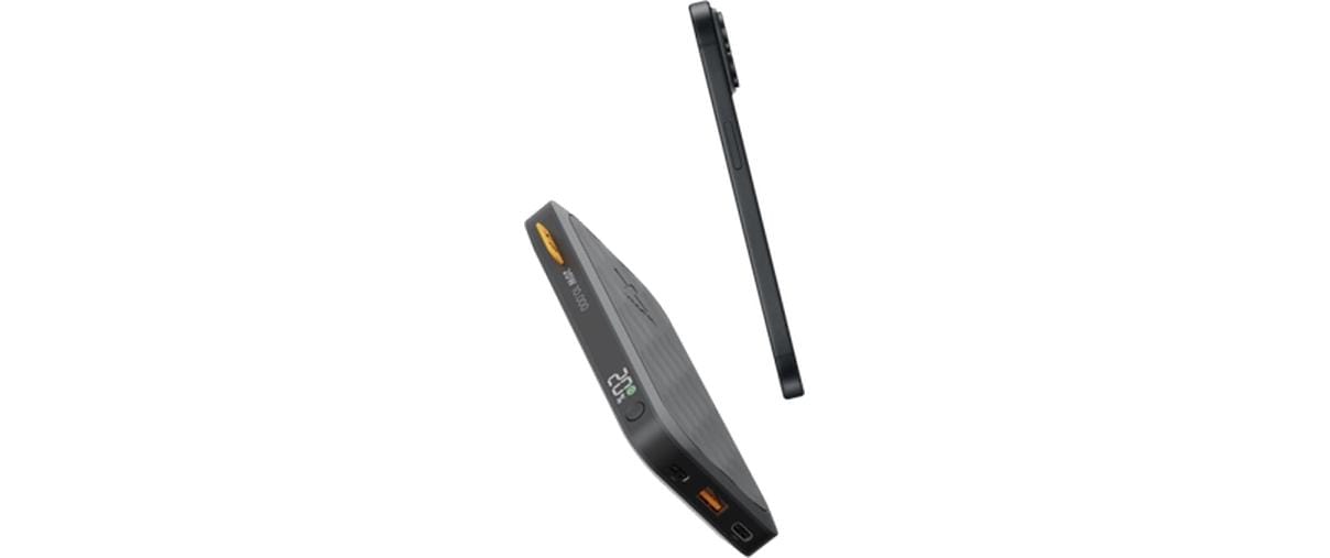 Xtorm Fuel Series 5 Powerbank 10'000 mAh – 20 W PD, 2× USB-C, 1× USB-A, schwarz
