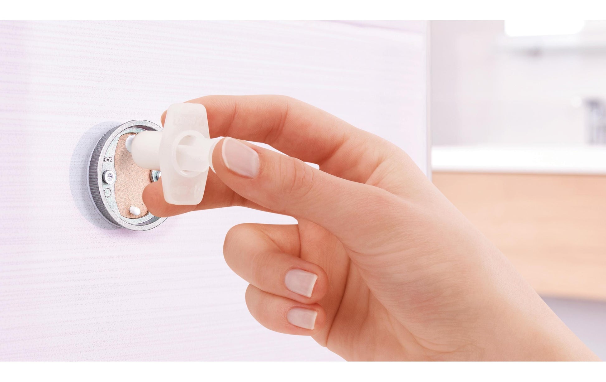 TESA Handtuchring – Klebemontage – 18,5 × 4,5 cm – Silber – Metall