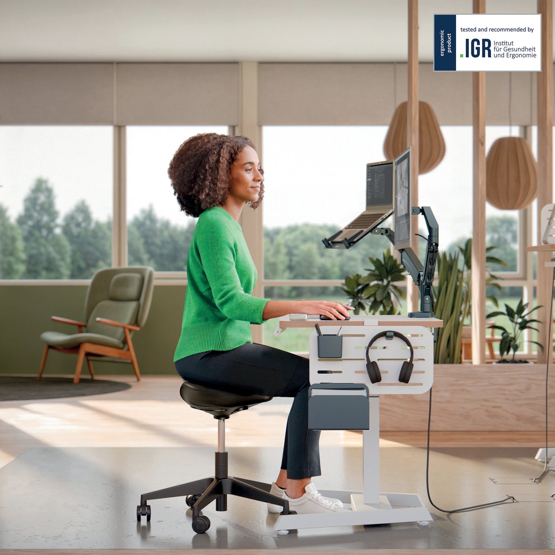 Leitz Hocker Ergo – Sitzhöhe 46–59 cm, 110 kg, schwarz