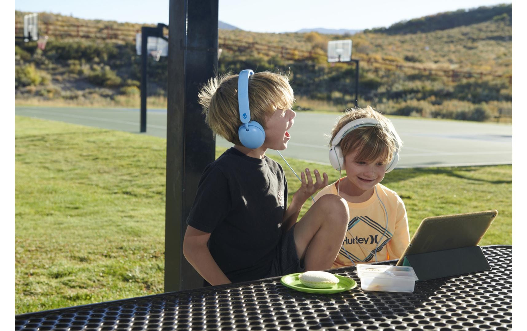 Skullcandy Groom Kids Kinderkopfhörer – Over-Ear, 3,5 mm Klinke, 85 dB Lautstärke-Limit, Blau