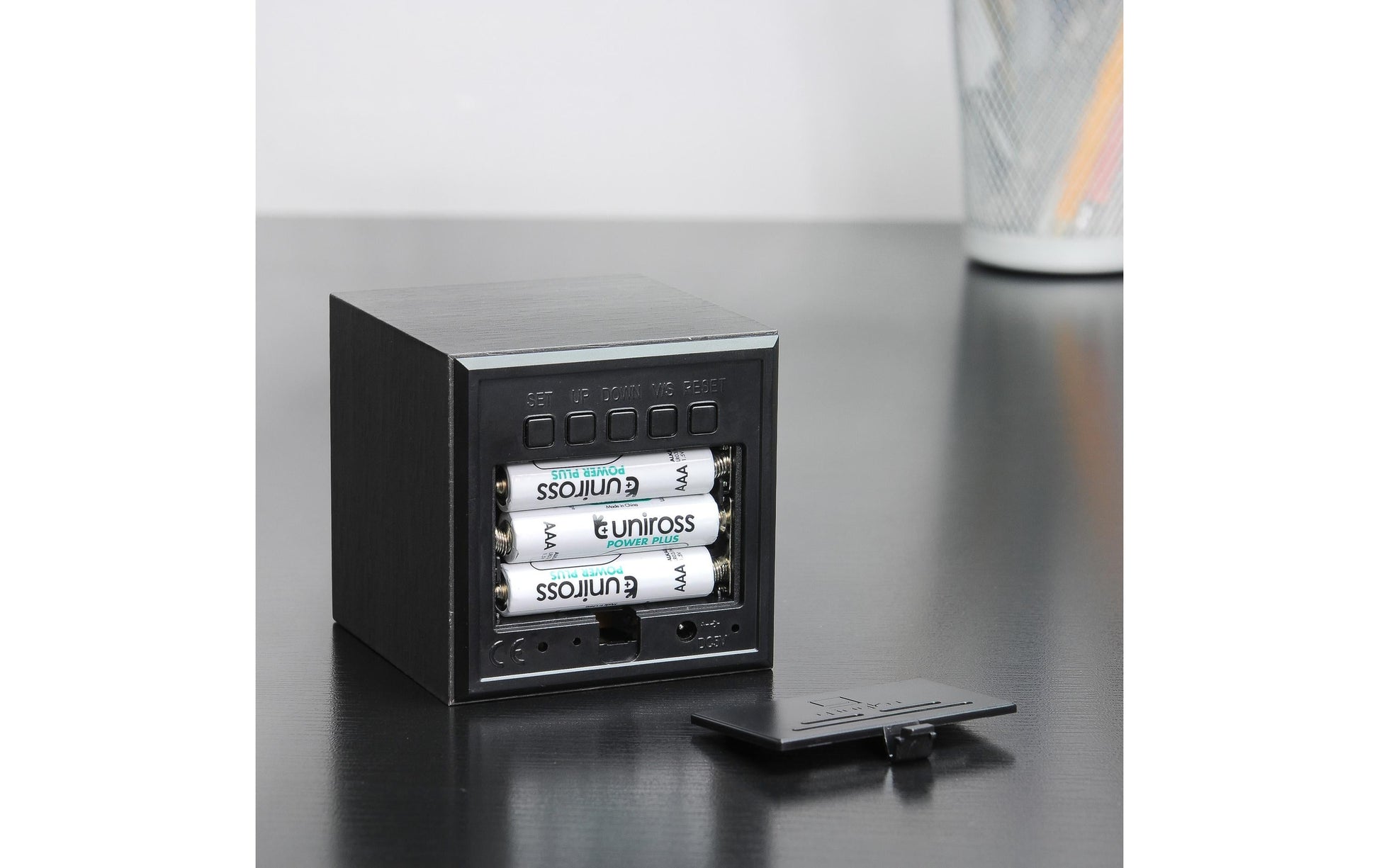 Gingko Cube Digitalwecker – Snooze, 6,8 × 6,8 cm, schwarz