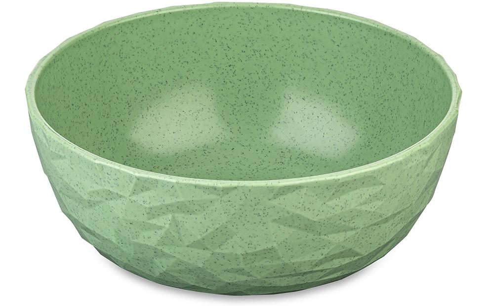 Koziol Salatschüssel – 700 ml, Ø 16,2 cm, H 6,4 cm, Kunststoff (biozirkulär), Grün, spülmaschinenfest