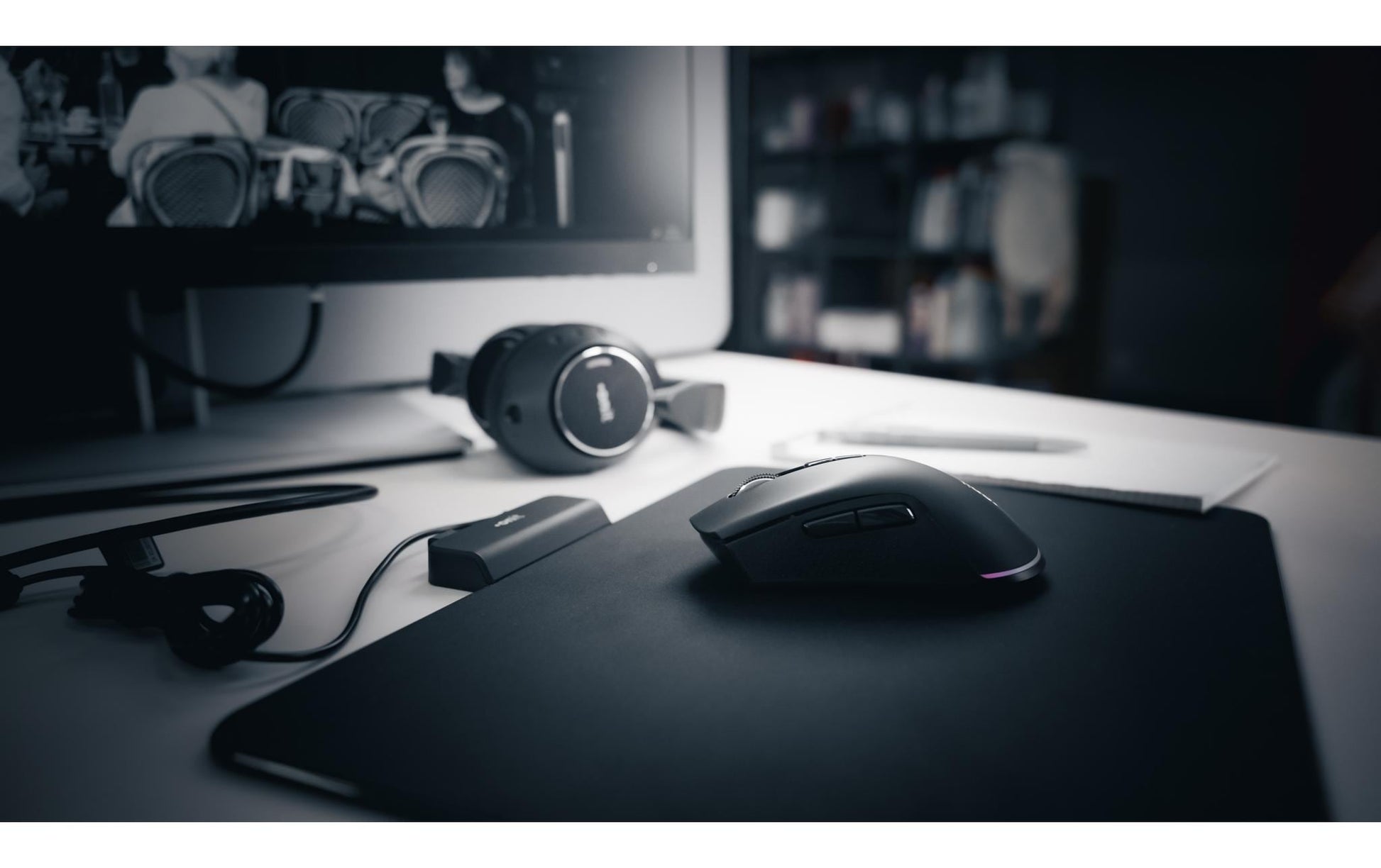 ONIT F02014 Maus & Mauspad (induktiv) – Maus – Kabellos (Bluetooth/2,4 GHz), 8000 DPI, rechts, schwarz