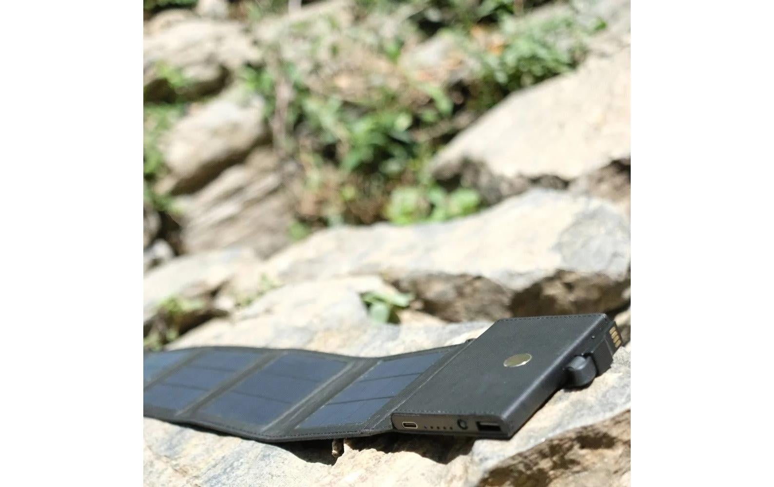 SunSlicer – Powerbank 4000 mAh, PD 12 W, mit 4 W Solarpanel, Schwarz