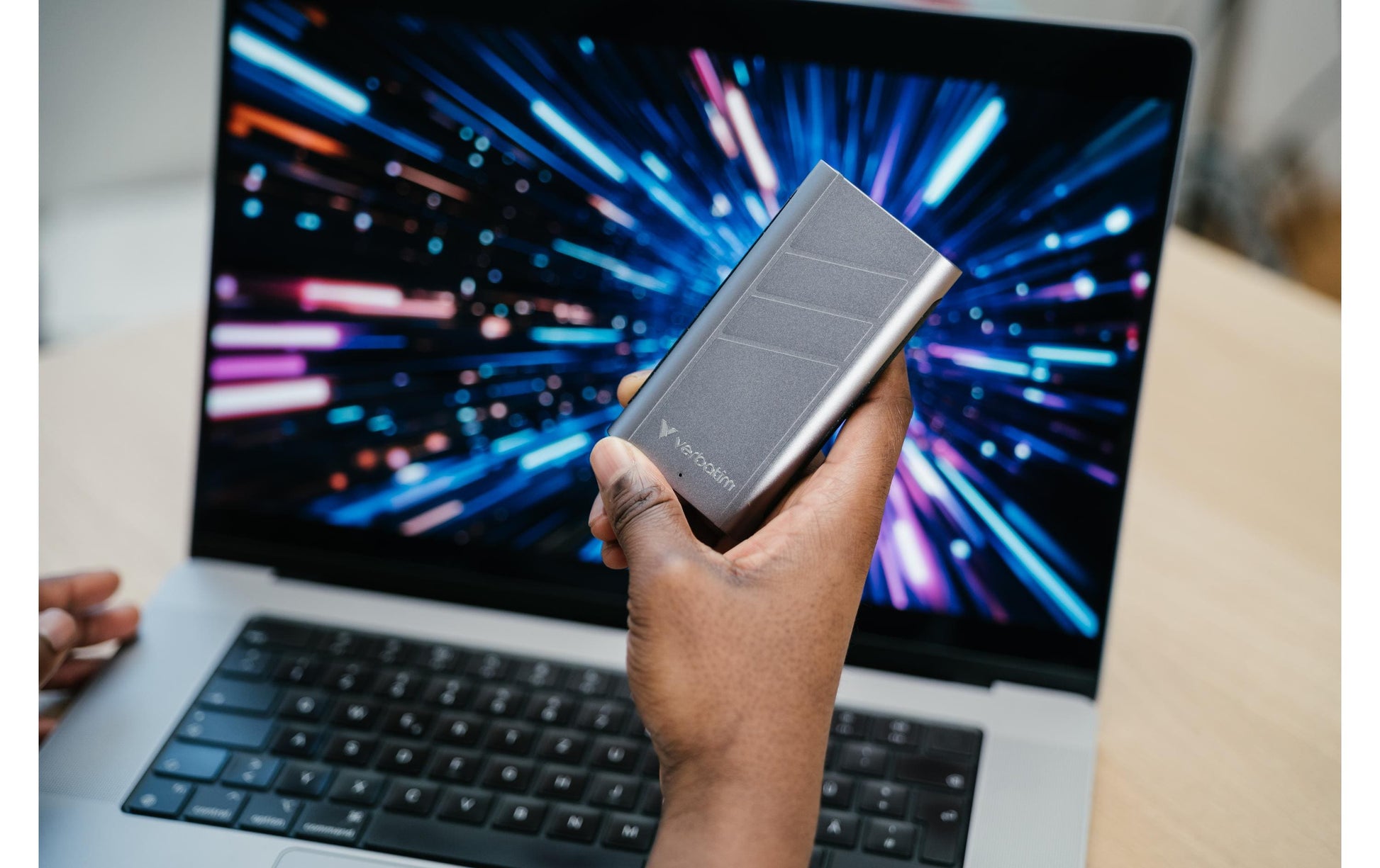 Verbatim TurboMetal – 2 TB SSD, USB4 Gen 2x2 (40 Gbit/s), USB‑C