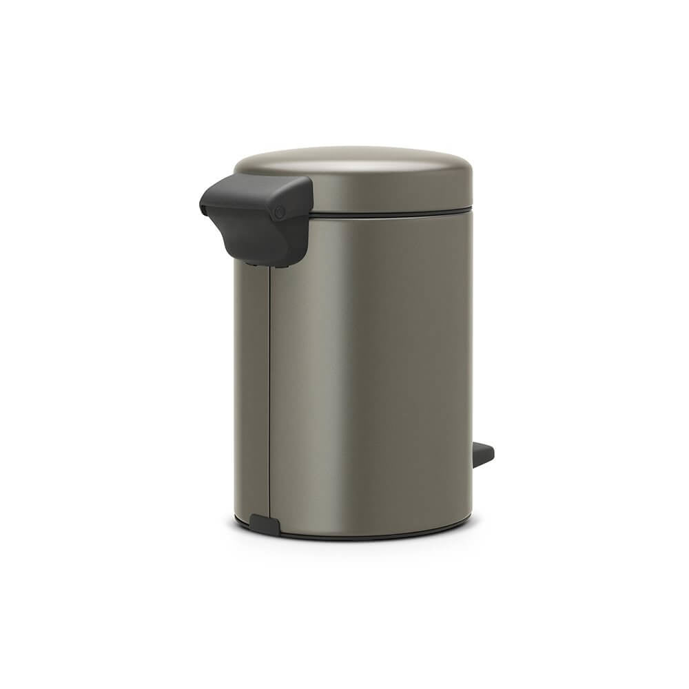 Brabantia NewIcon Treteimer – 3 l – Edelstahl, rund – mit Innenkübel, Anti-Rutsch