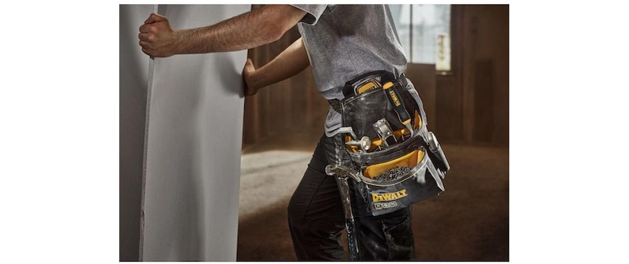Dewalt Gürteltasche – 12 Fächer, mit Handgriff, abschliessbar, schwarz, Polyester, B 120 × H 400 × T 120 mm