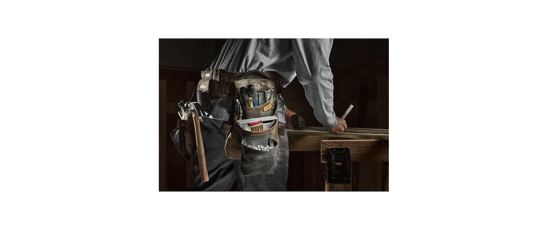 Dewalt Gürteltasche, 1420 mm × 360 mm × 95 mm, braun, 4 Stk.