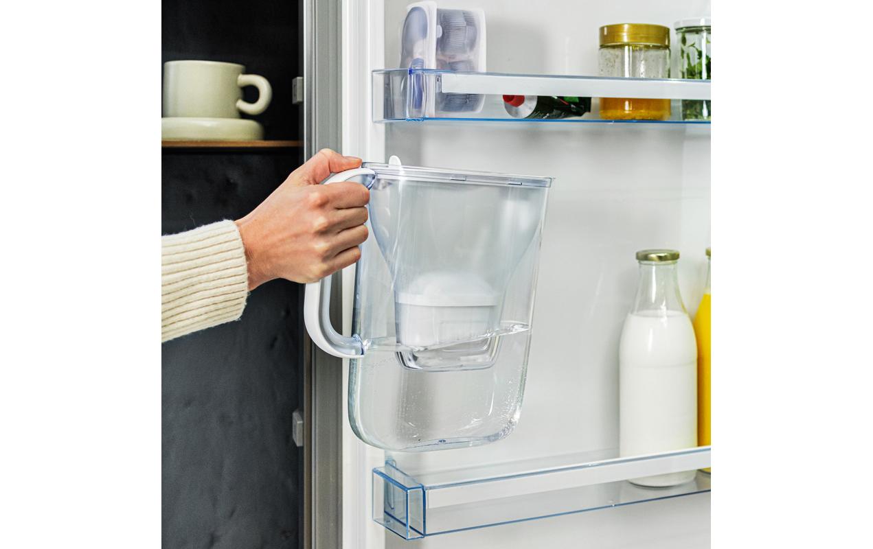 BRITA Style Essential – Wasserfilter-Kanne 2,4 l, Filterwechselanzeige, Kunststoff, Blaugrau