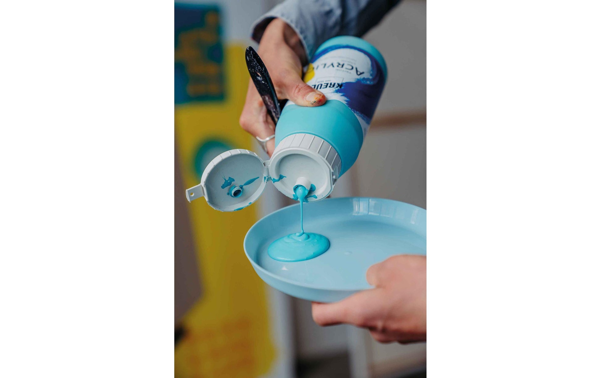 KREUL Triton Acrylfarbe – 6 Farben, matt – 6×750 ml (4,5 l) – für Papier, Holz, Metall