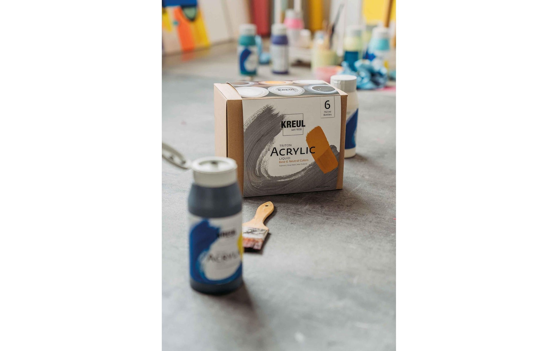 KREUL Triton Acryl Flüssig Acrylfarbe – 6 Farben, matt – 6×750 ml (4,5 l) – für Leinwand, Papier, Holz