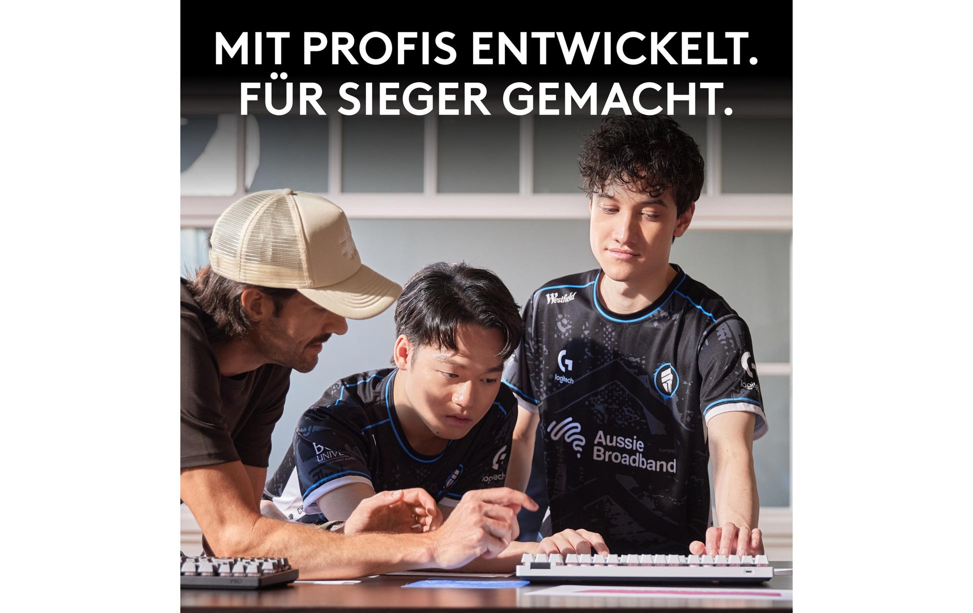 Logitech G PRO X TKL RAPID – Gaming-Tastatur TKL – Mechanisch – USB-A – QWERTZ (CH) – RGB – Schwarz